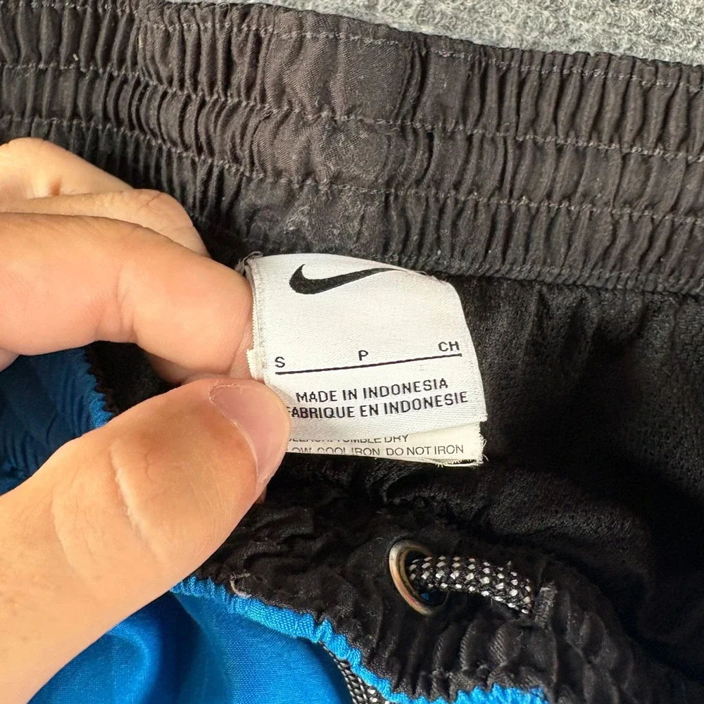 Nike Mens Small Blue Athletic Running Shorts Elastic Waist Side Stripe Swoosh